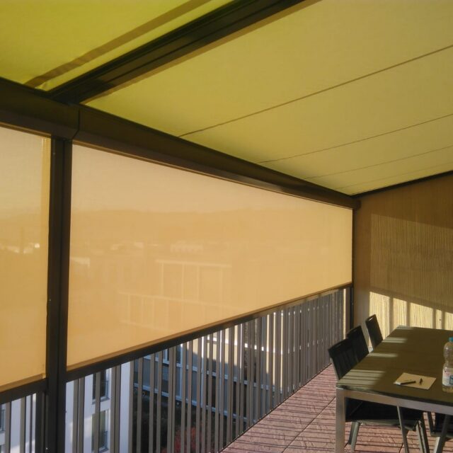 Sonnenschutz 8 Smotec Senkrechtmarkise stoff