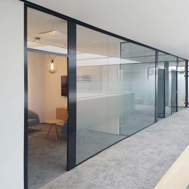 Glasbau 28 Josef Huber Office 2