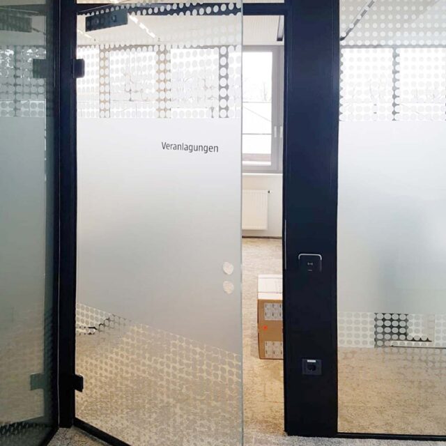 Glasbau 26 Josef Huber Office 4