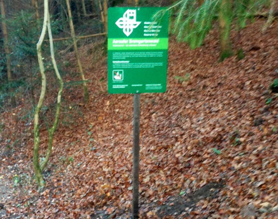 Krinner Schraubfundament 28 Tafel Naturschutz Hinweistafel