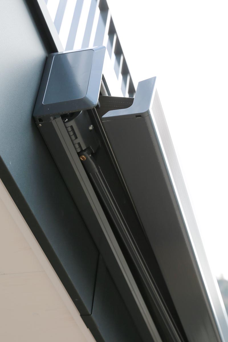 Markisen 4 Knickarm-Markise-Schacht-verschliessbar